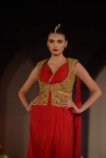 Model walks for Tarun Tahiliani-Azva show in Hyderabad in Tak Krishna on 13th Jan 2015